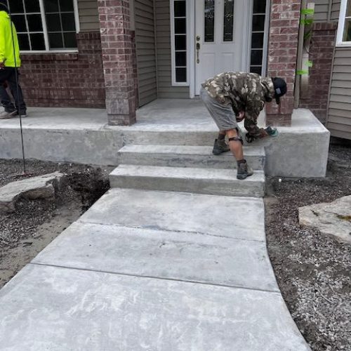 Steps/patio before